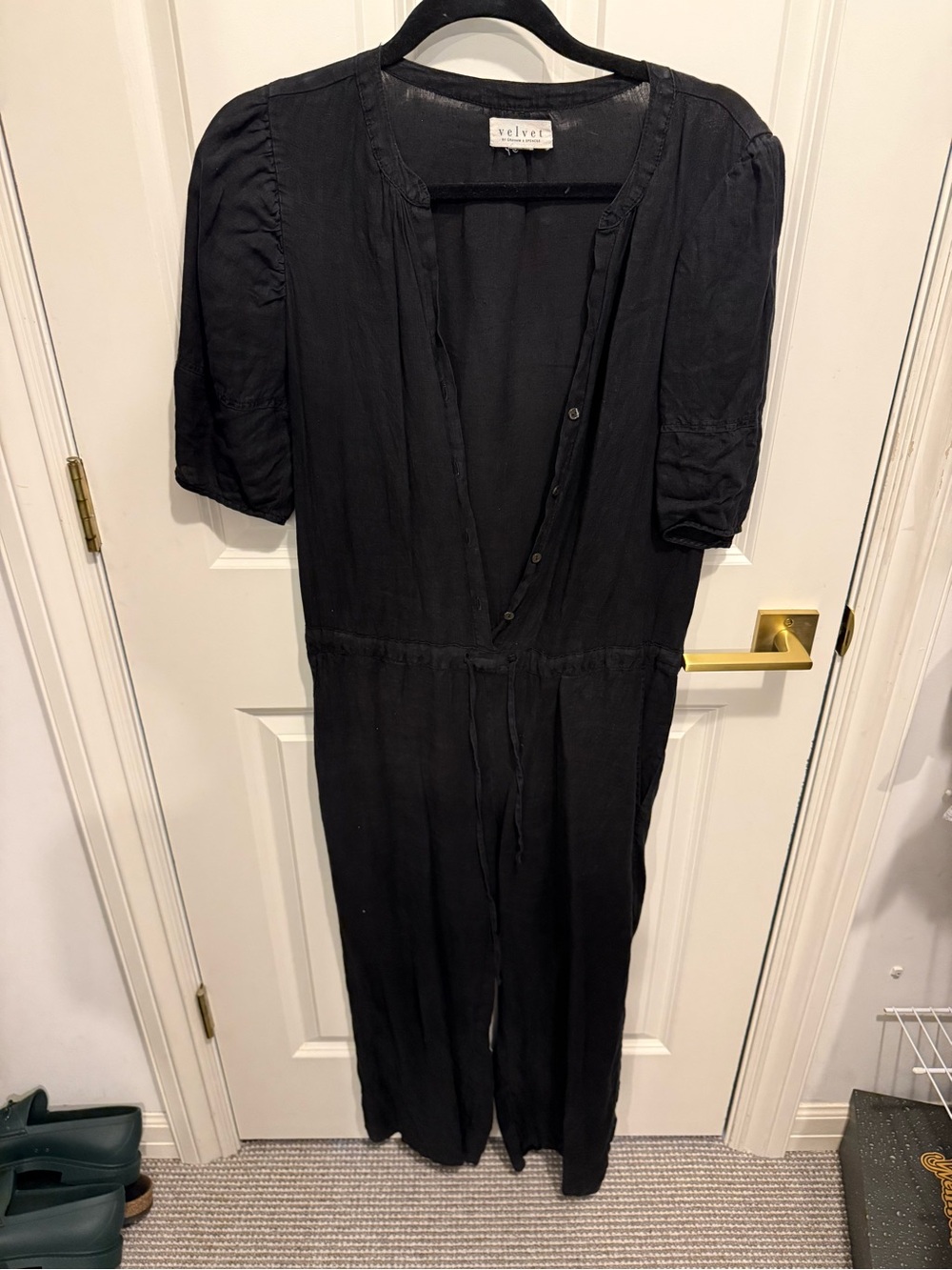 Velvet by Graham & Spencer Black Short-Sleeve V-Neck Jumpsuit